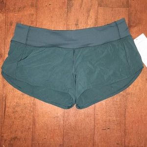 Lululemon NWT Speed Up Short 2.5”